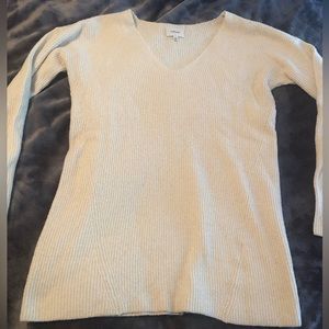 Wilfred V-Neck Ribbed Knit Longsleeve- off white colour🤍 size small✨